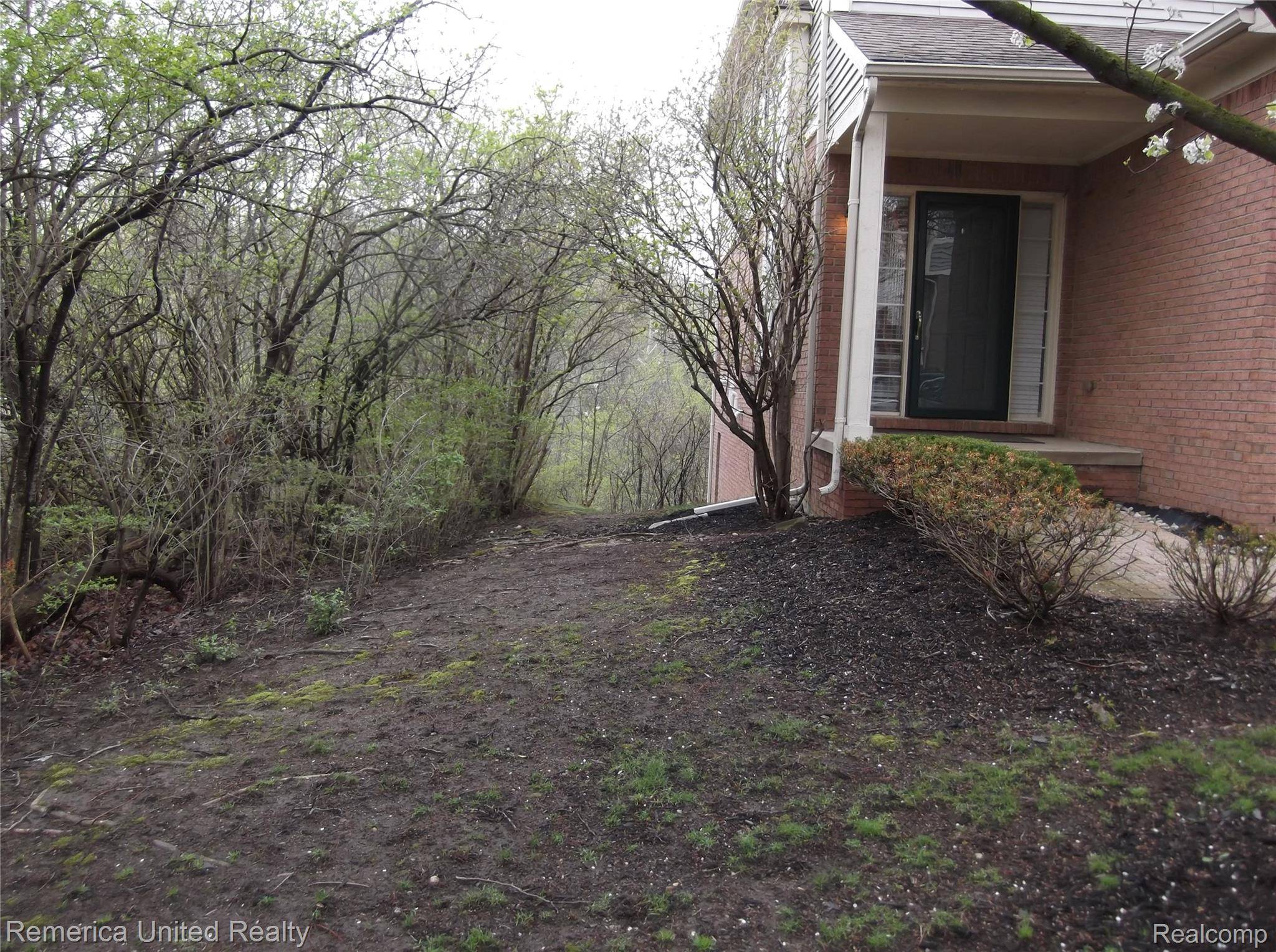 42965 River Bend DR, Plymouth Charter Township, MI 48170