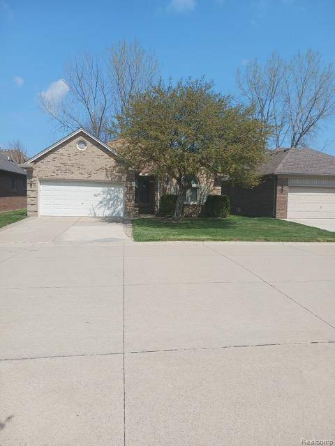 21767 Sunset DR #25, Macomb Township, MI 48044