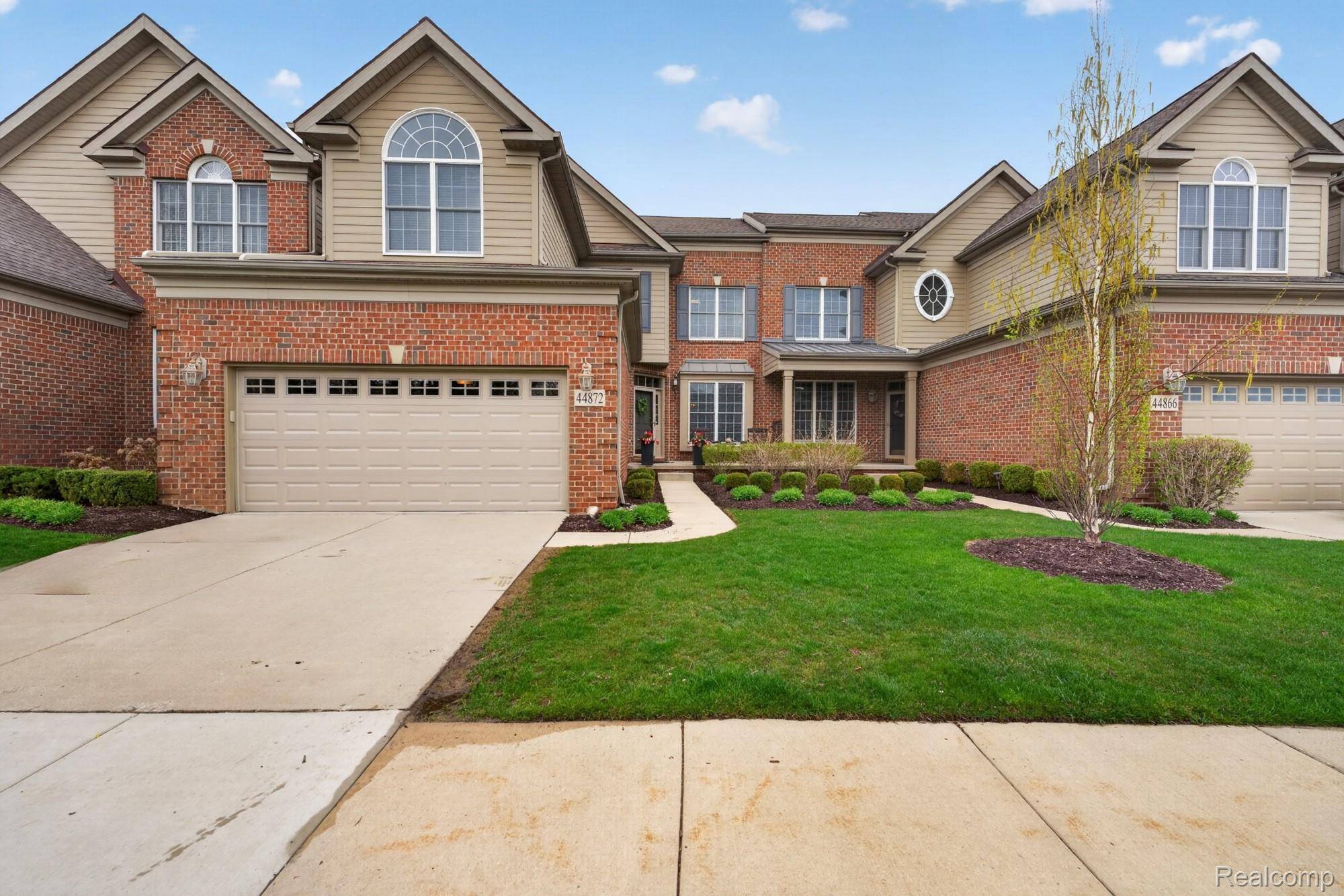 44872 Broadmoor CIR S, Northville Township, MI 48168