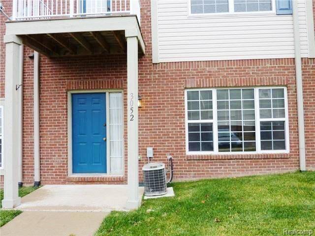 3052 Cloverly LN, Ann Arbor, MI 48108