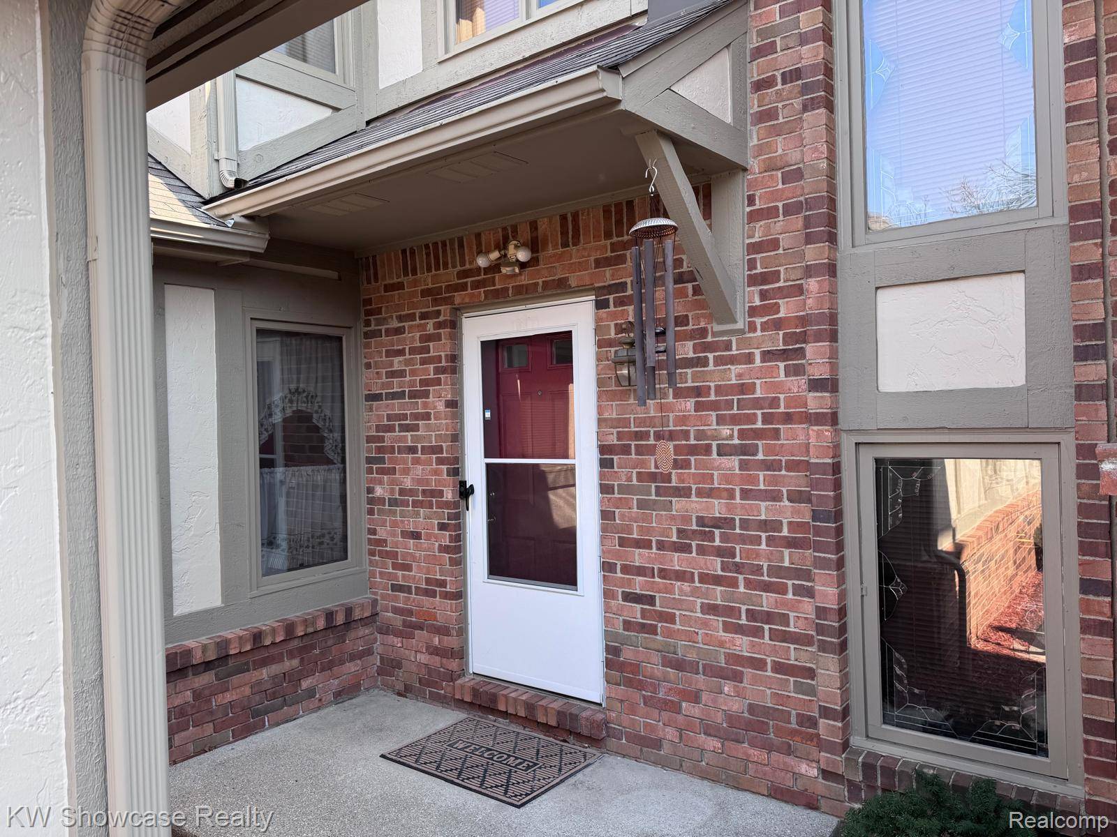 42289 Saratoga CIR, Cantonchartertownship_wayne, MI 48187