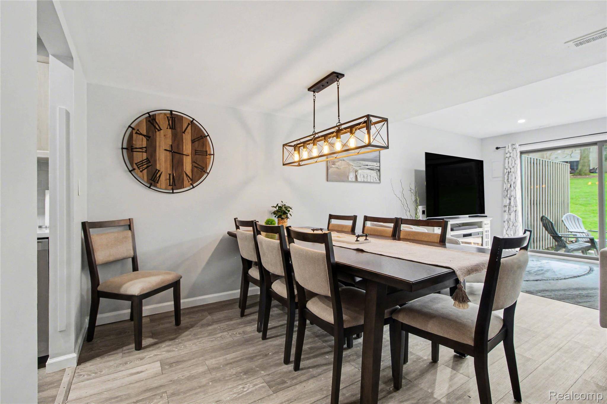 798 Peninsula CT, Ann Arbor, MI 48105