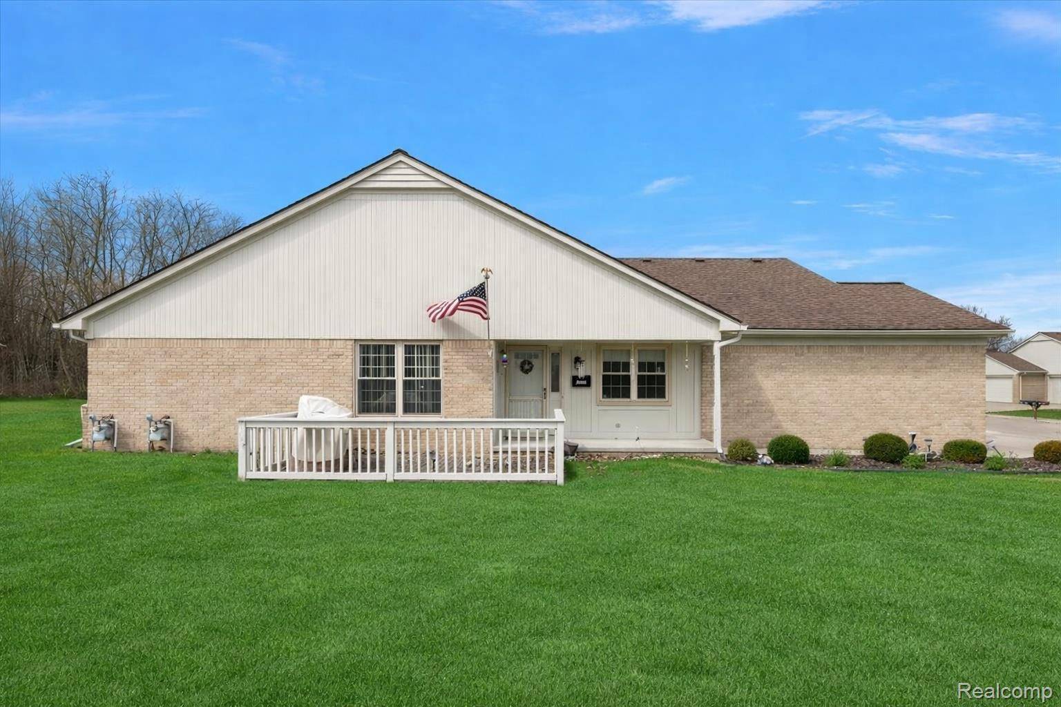 25400 Samantha DR #41, Chesterfield Township, MI 48051