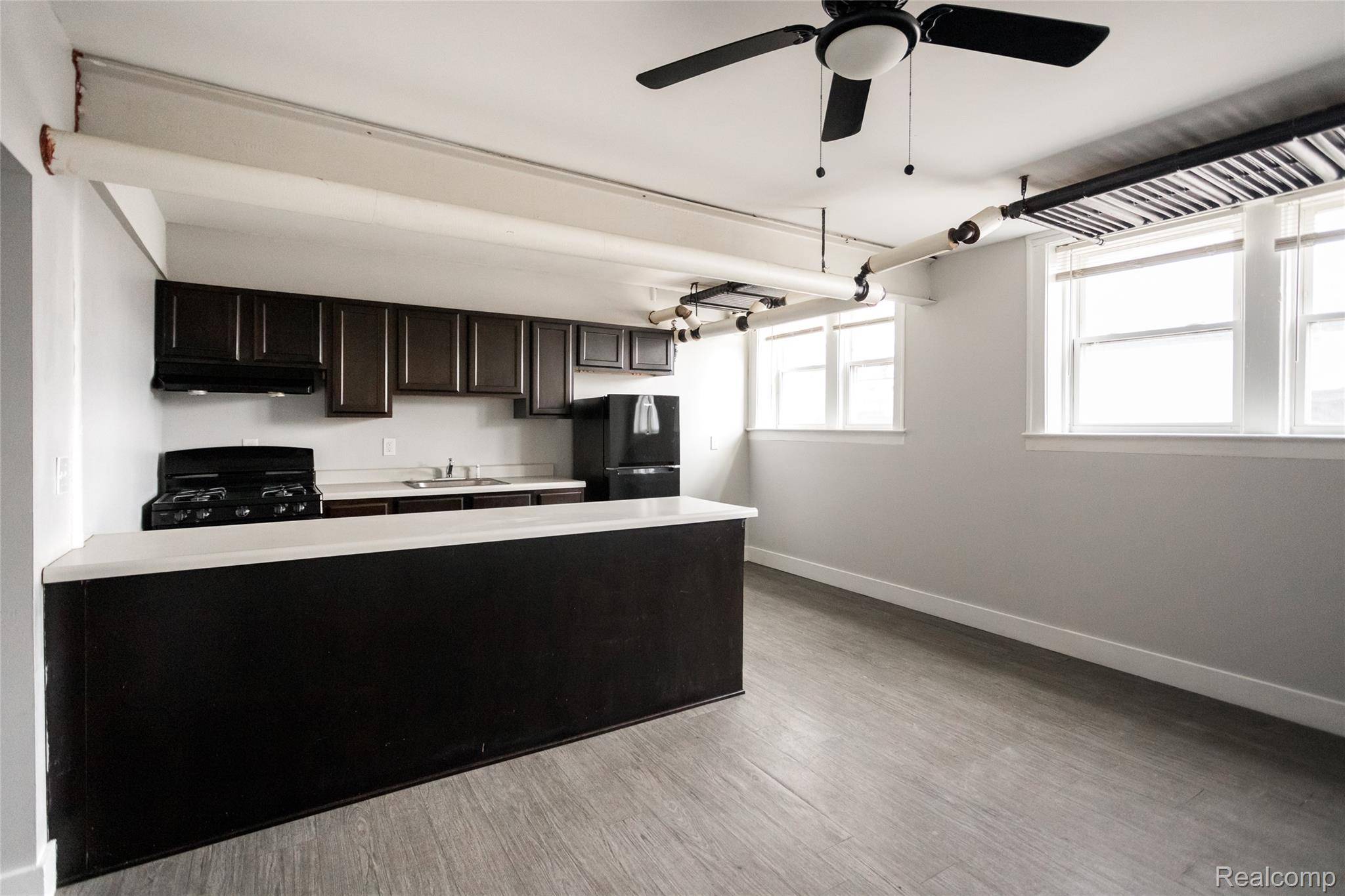 2683 Central, Detroit, MI 48209