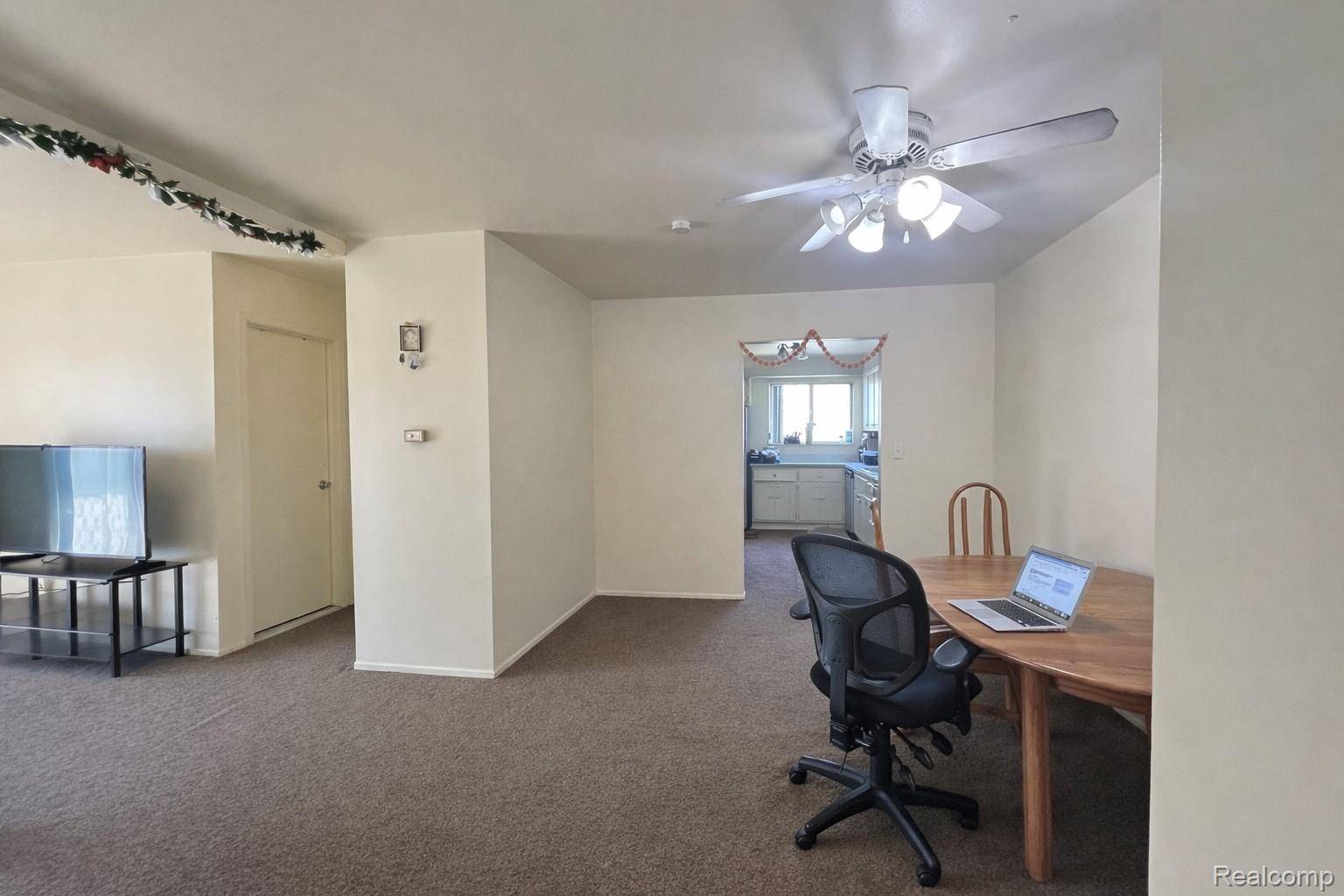 1954 Axtell DR #5, Troy, MI 48084