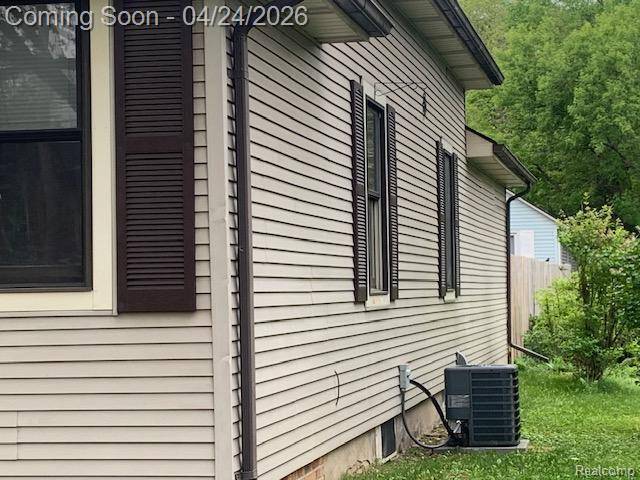 6378 GALE RD, Atlas Township, MI 48411