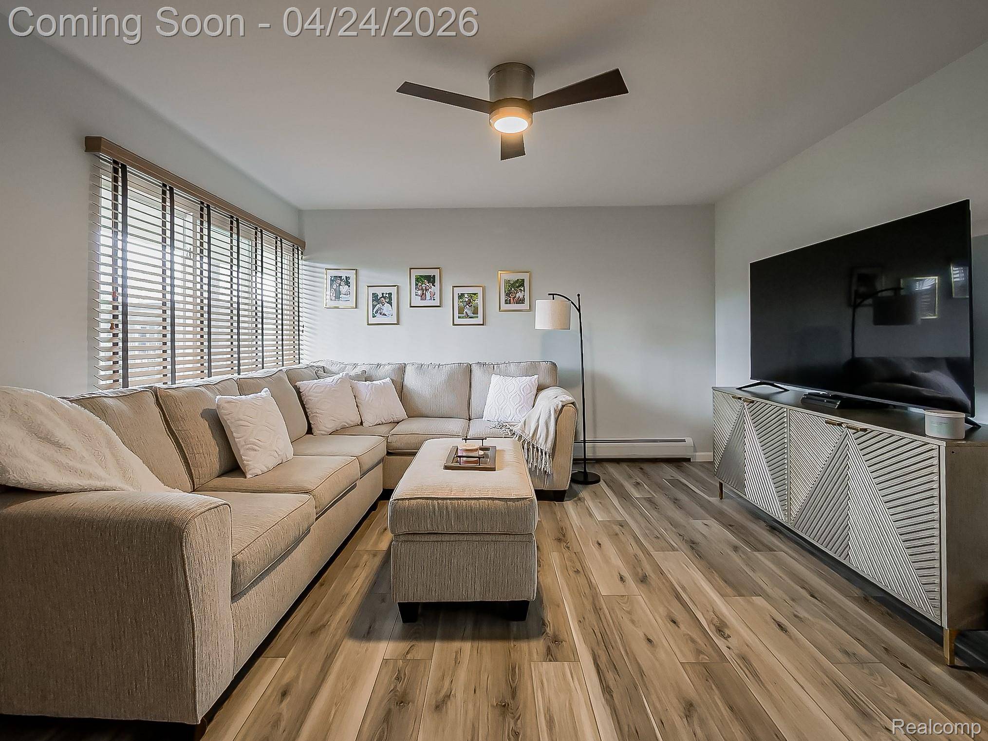 3433 Hillside DR, Royal Oak, MI 48073