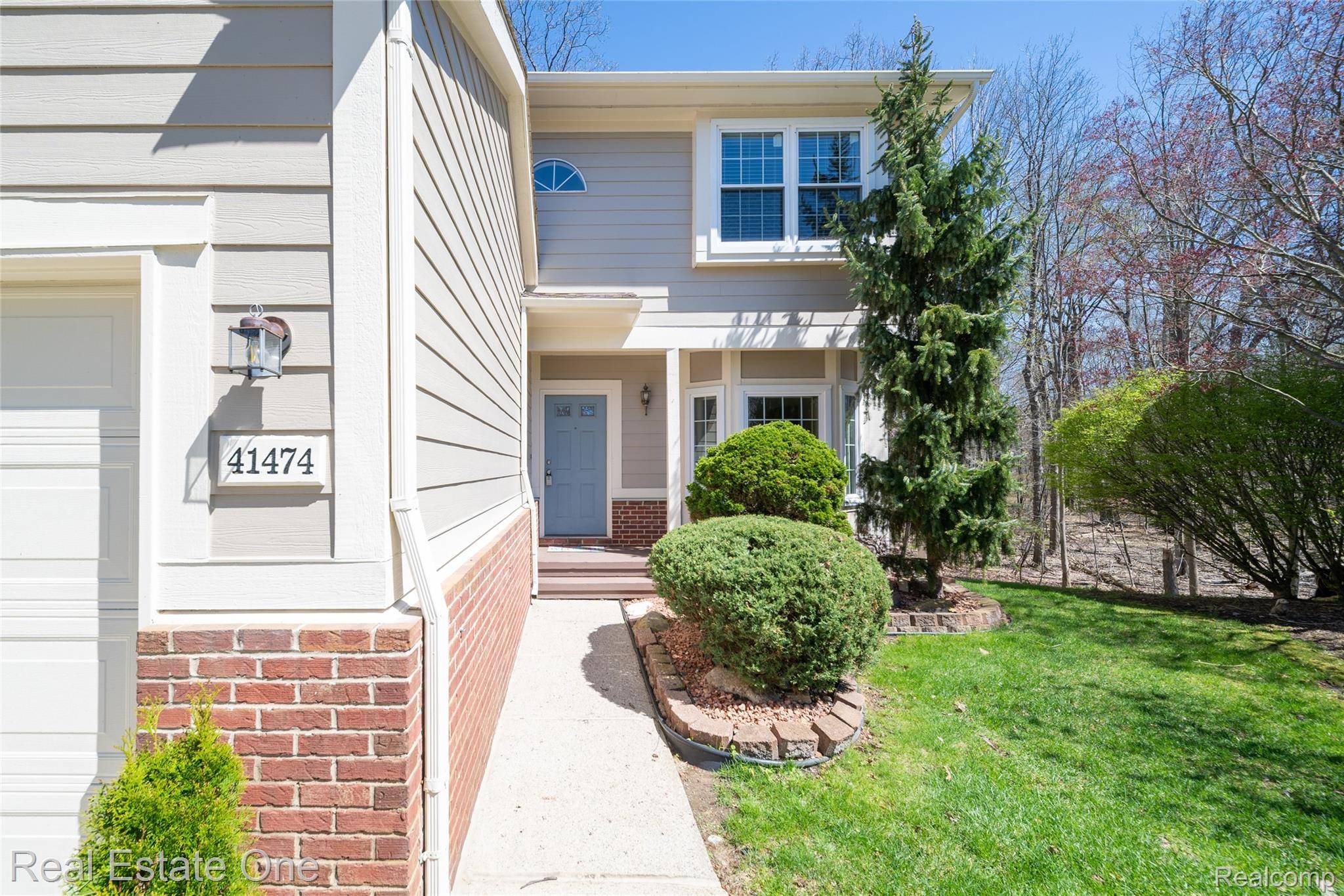 41474 Cornell DR, Novi, MI 48377