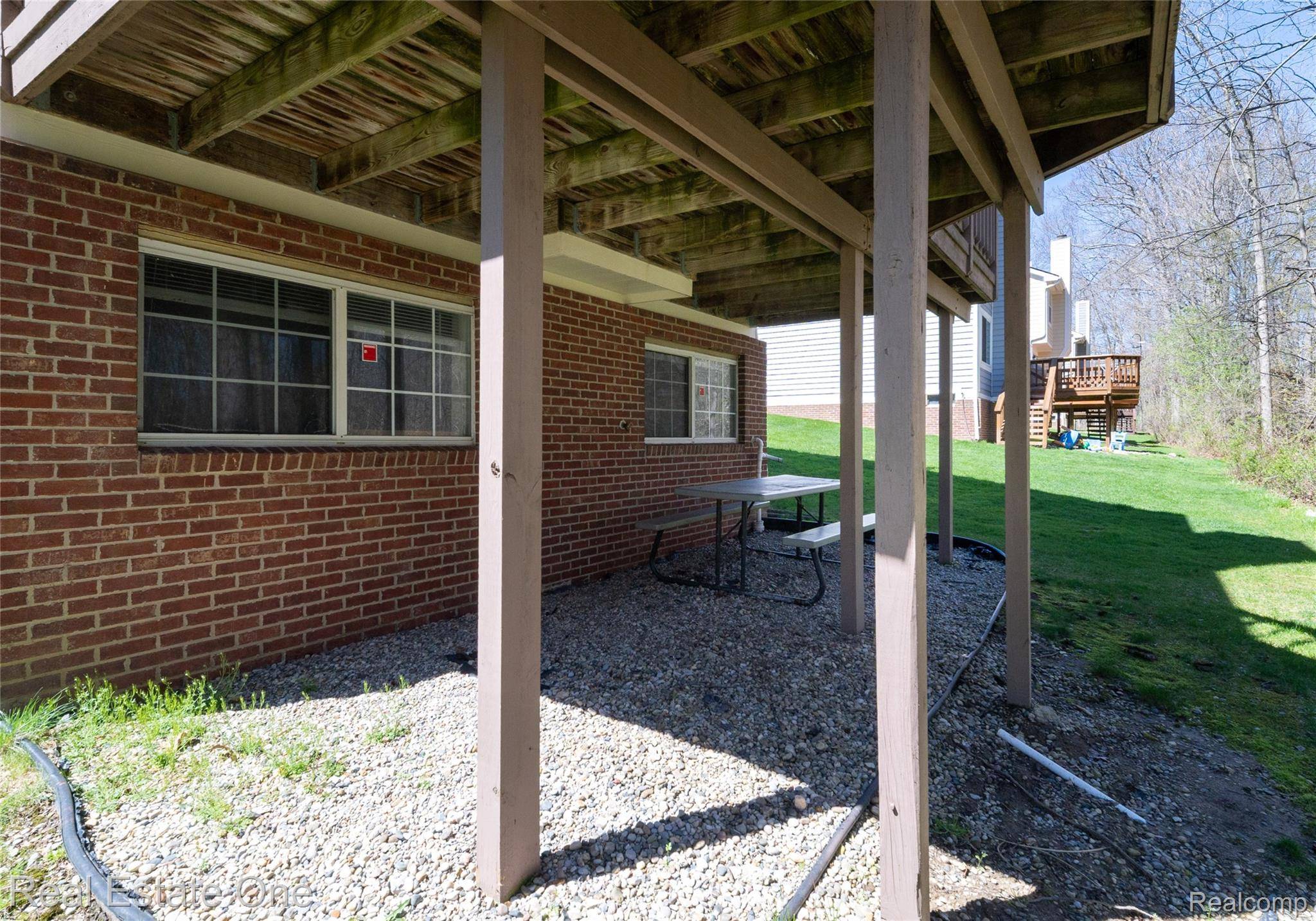 41474 Cornell DR, Novi, MI 48377