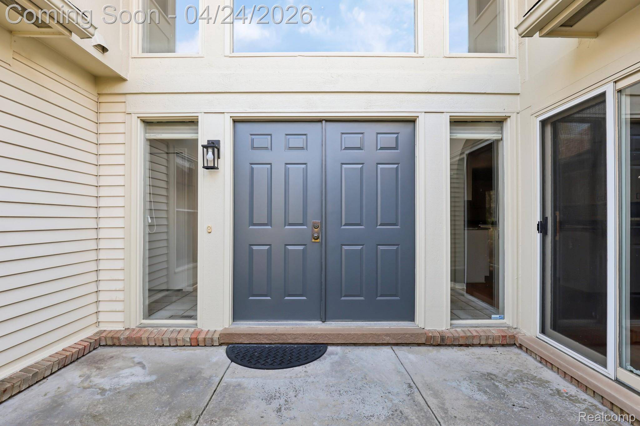 7311 Danbury DR, West Bloomfield Charter Township, MI 48322