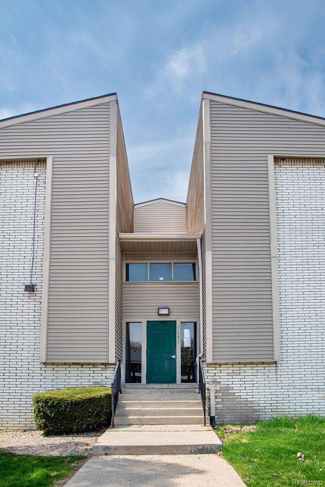 31993 W 12 Mile RD #109, Farmington Hills, MI 48334