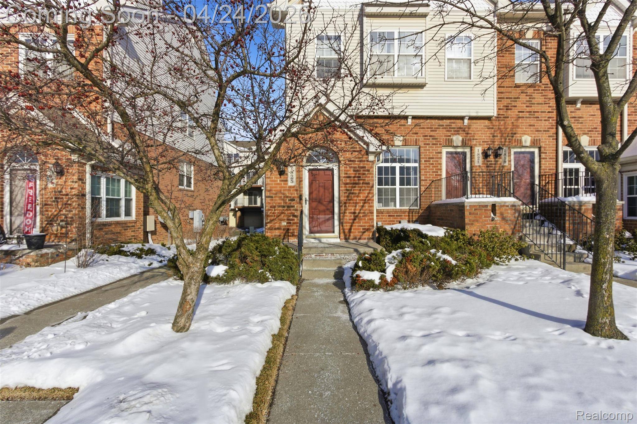 1825 Campau Farms Circle CIR, Detroit, MI 48207