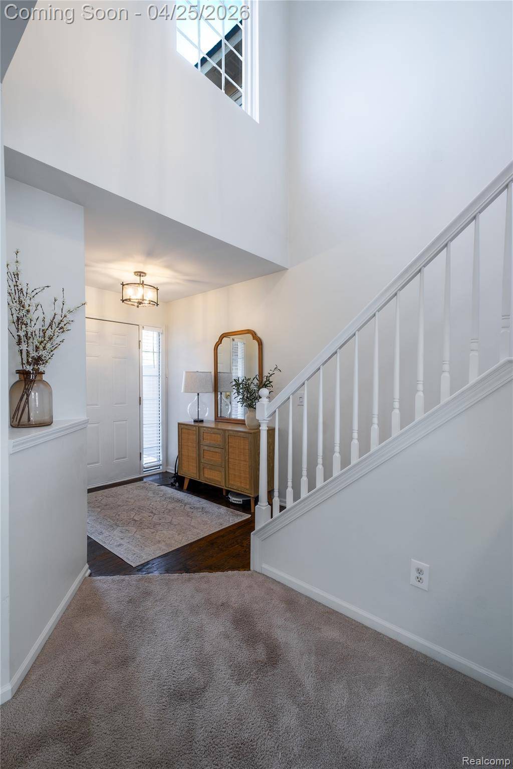 1375 Waverly DR, White Lake Charter Township, MI 48386