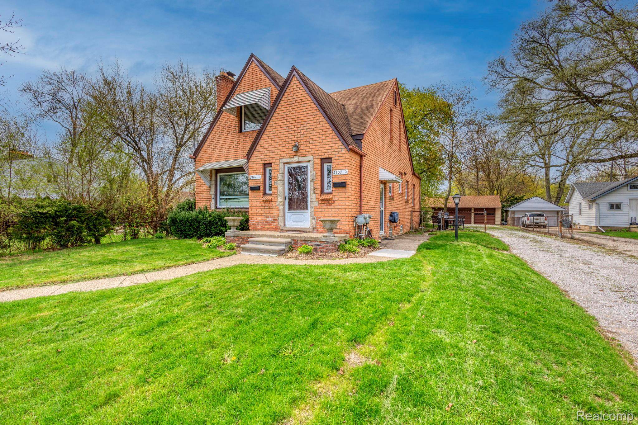 3409 Devon RD, Royal Oak, MI 48073
