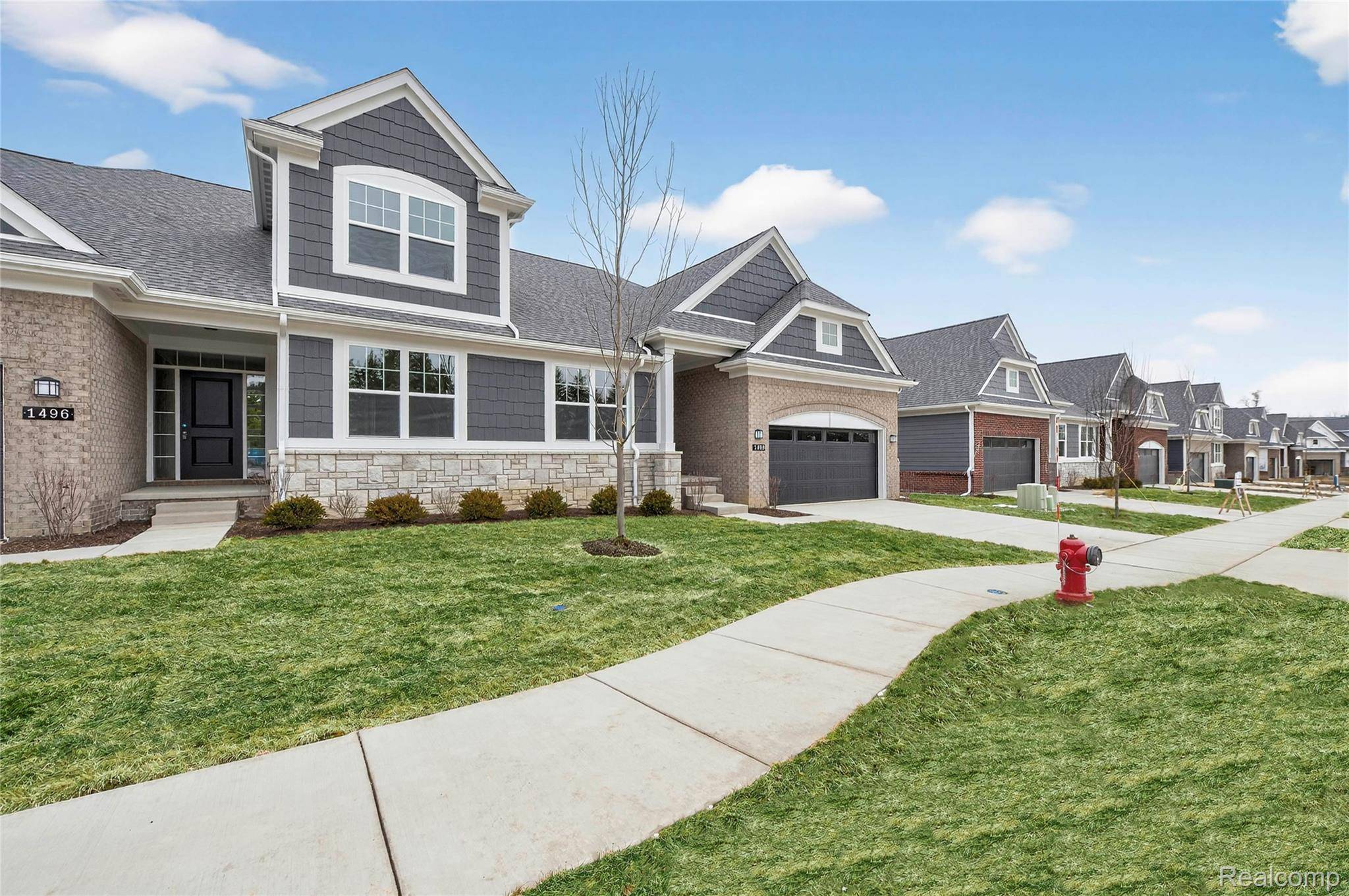 1496 Turner DR #1, Commerce Charter Township, MI 48390
