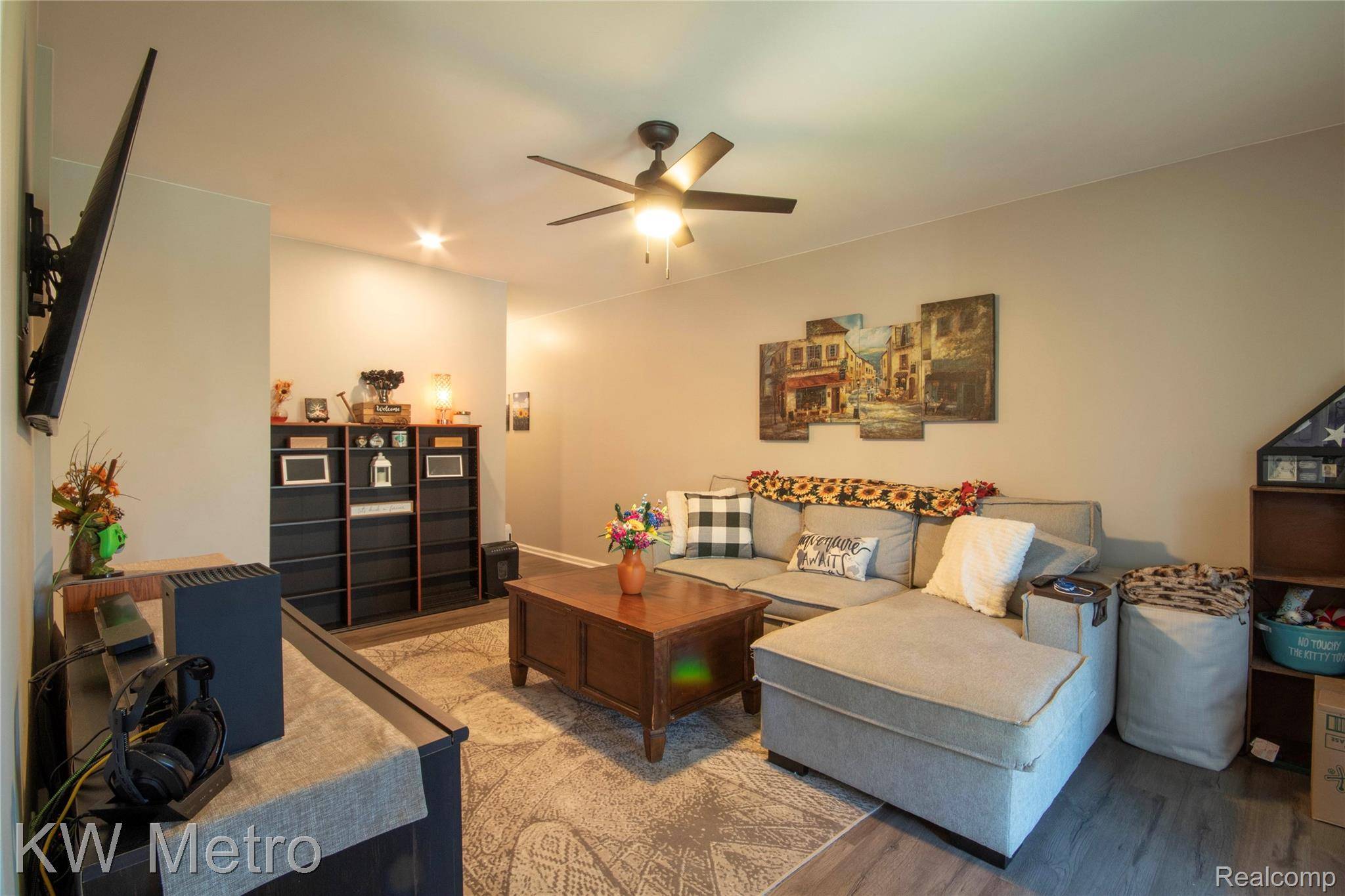 8401 18 Mile RD #253, Sterling Heights, MI 48313