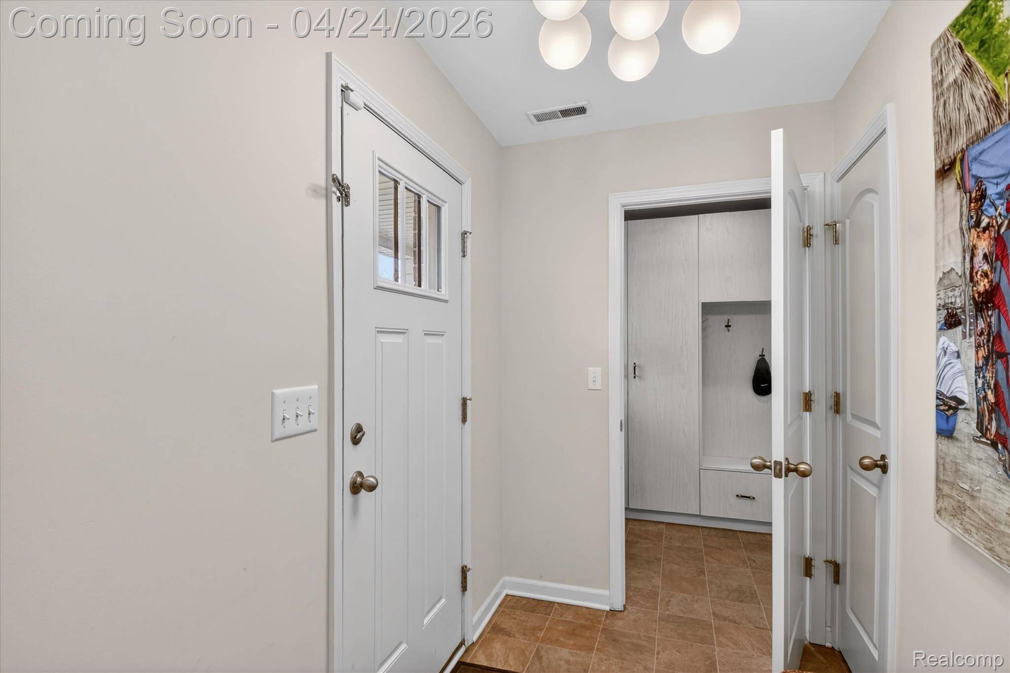 2500 Normandy RD #2, Royal Oak, MI 48073