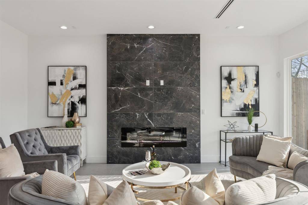 4031 Brundrette Street, Dallas, TX 75212