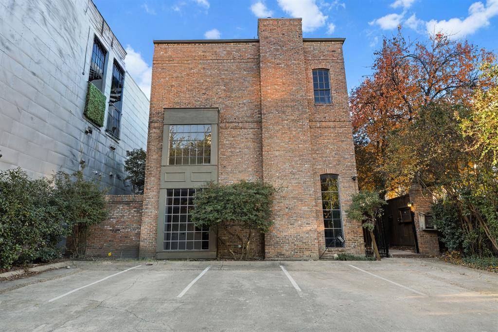 3919 Gilbert Avenue #A, Dallas, TX 75219