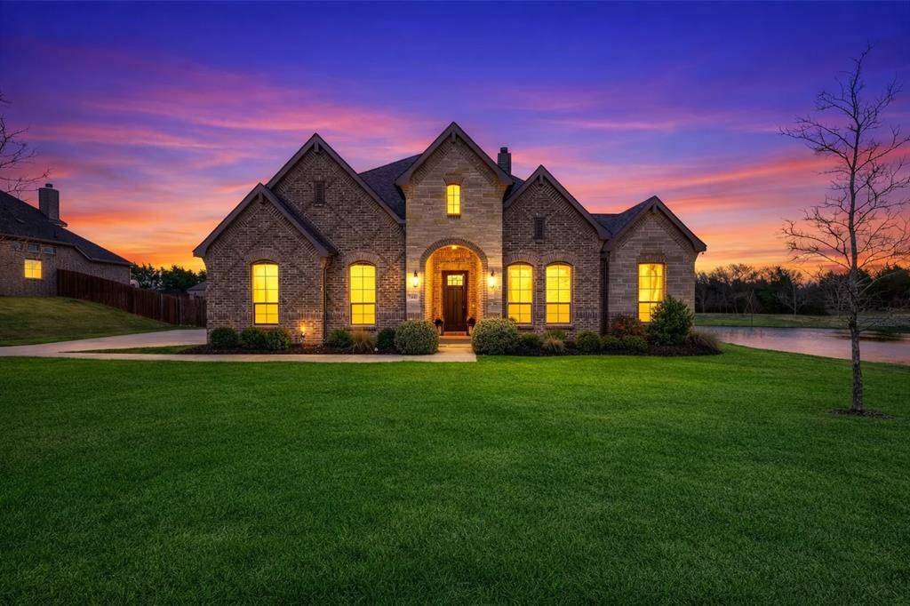 7441 Desert Willow Lane, Ovilla, TX 75154