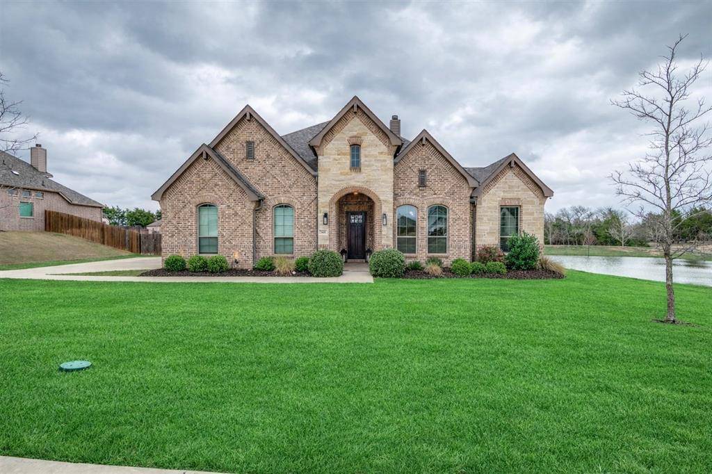 7441 Desert Willow Lane, Ovilla, TX 75154