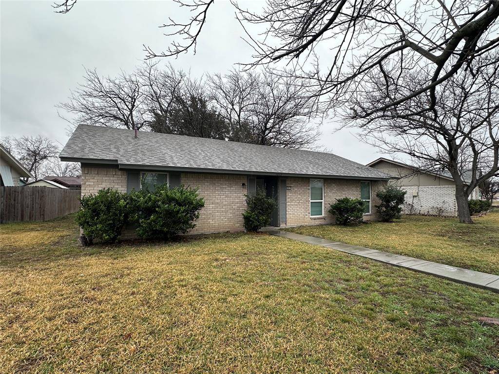1017 Pleasant Valley Road, Garland, TX 75040