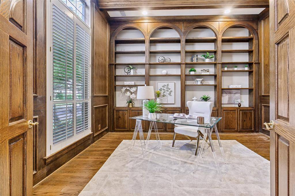 7228 Helsem Bend, Dallas, TX 75230