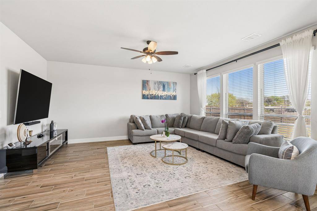 8720 Landergin Mesa Drive, Fort Worth, TX 76131