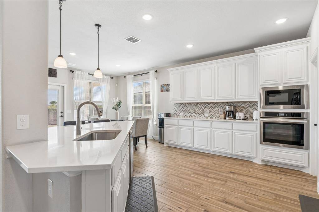 8720 Landergin Mesa Drive, Fort Worth, TX 76131