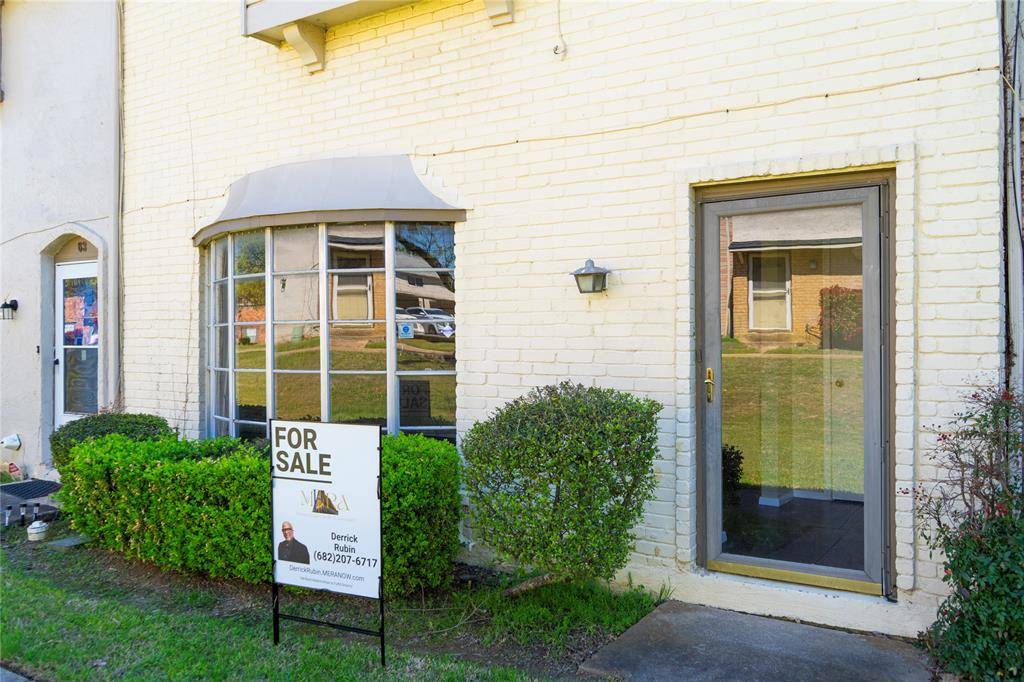 65 W Townhouse Lane #17, Grand Prairie, TX 75052