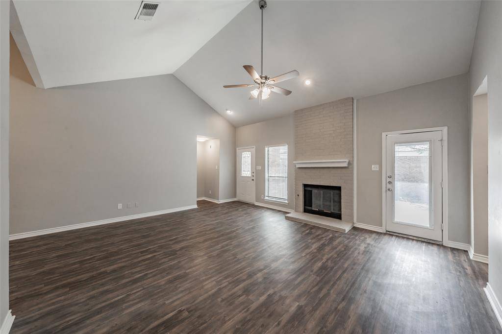 4052 La Costa Court, Irving, TX 75038