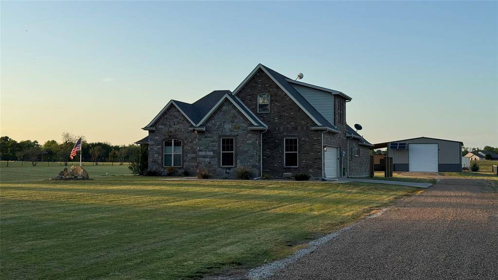 5668 Fm 1569, Farmersville, TX 75442