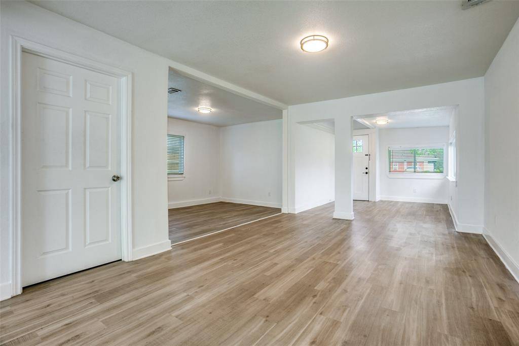 117 Heather Drive, Garland, TX 75042