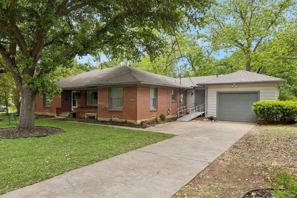 206 S Davis Drive, Arlington, TX 76013