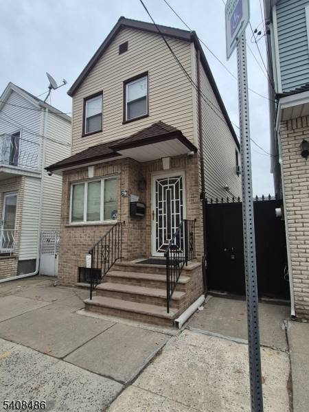 67 Marne St, Newark City, NJ 07105