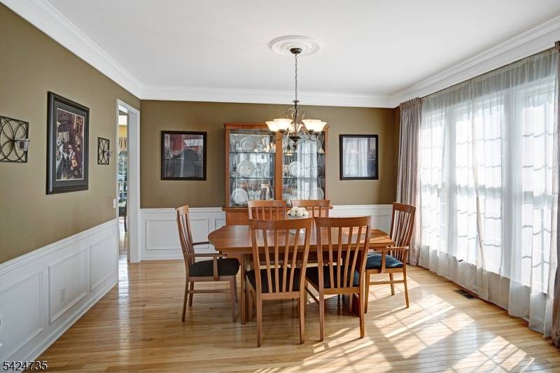 7 Hager St, East Brunswick Twp., NJ 08816