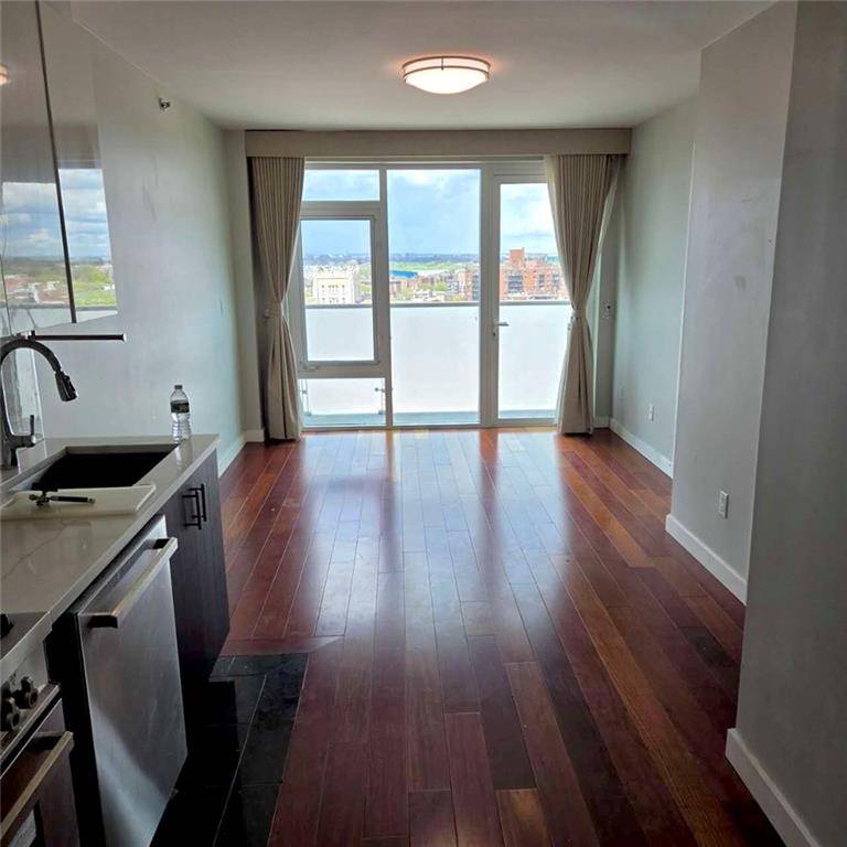 142-38 37th AVE #11A, Flushing, NY 11354