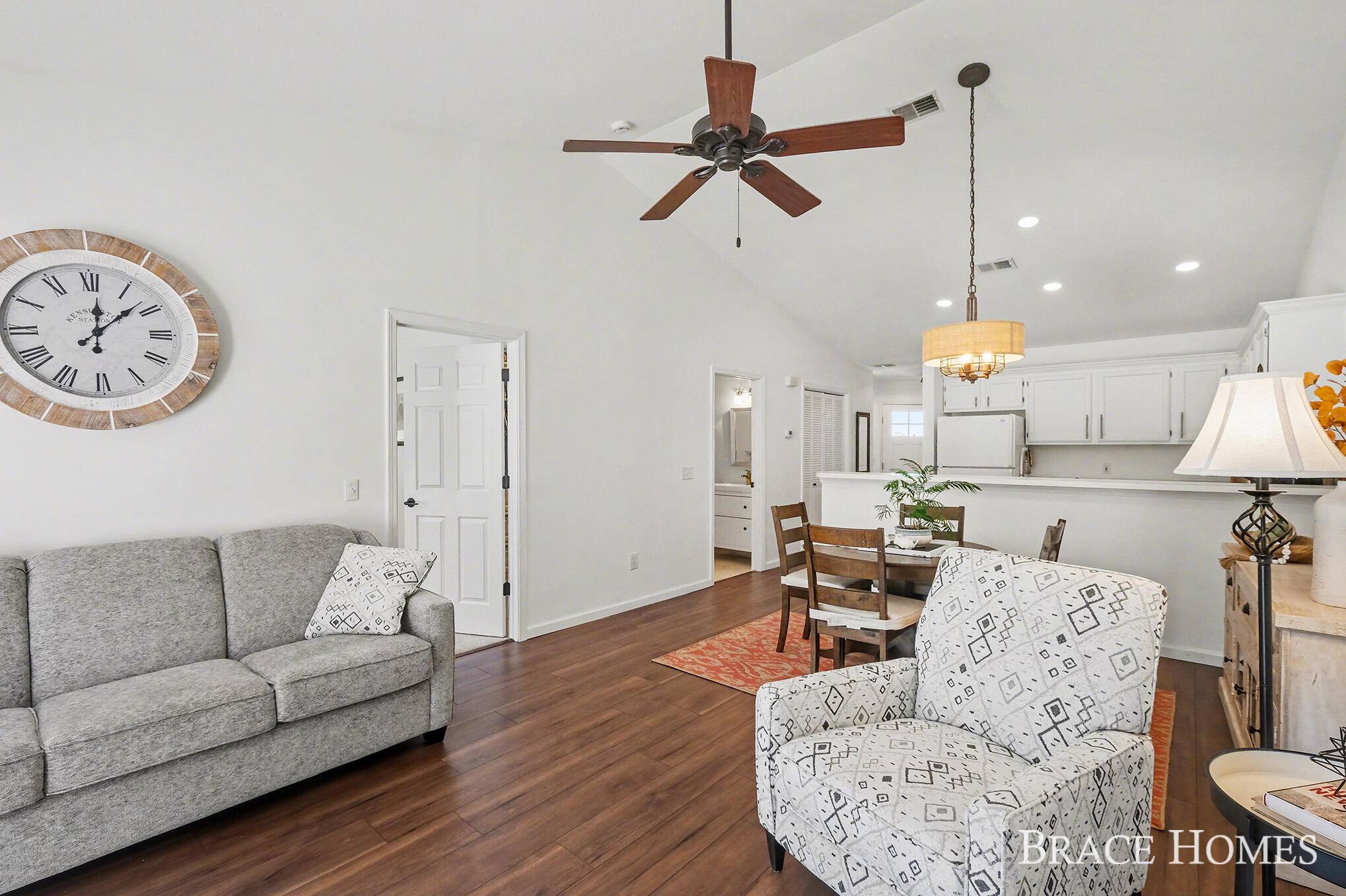 3369 Clear Vista CT NE, Plainfield Twp, MI 49525