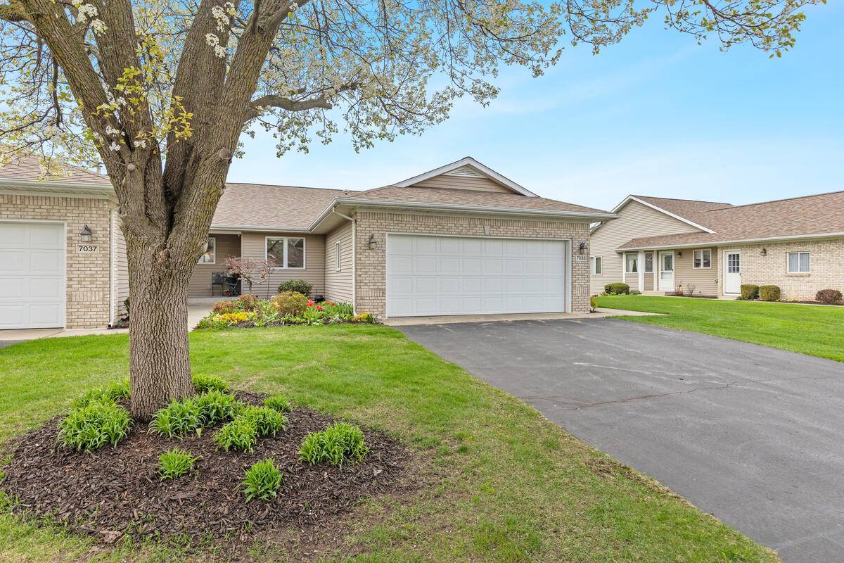 7035 Baltic DR SW, Byron Twp, MI 49315