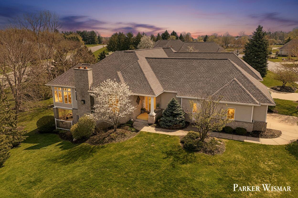 2661 Village CIR SW #15, Byron Twp, MI 49315