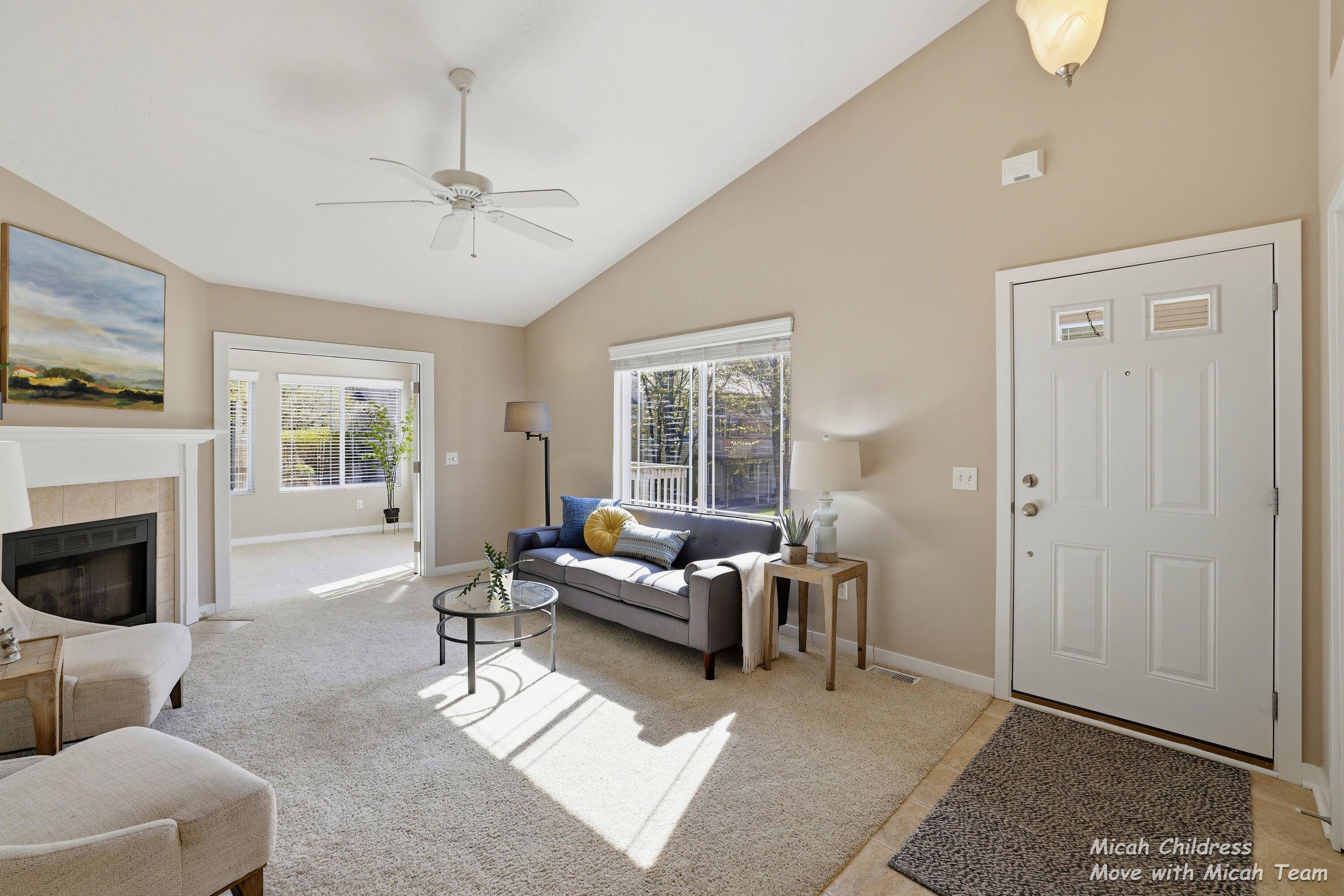 2936 Pebblestone DR, Georgetown Twp, MI 49426