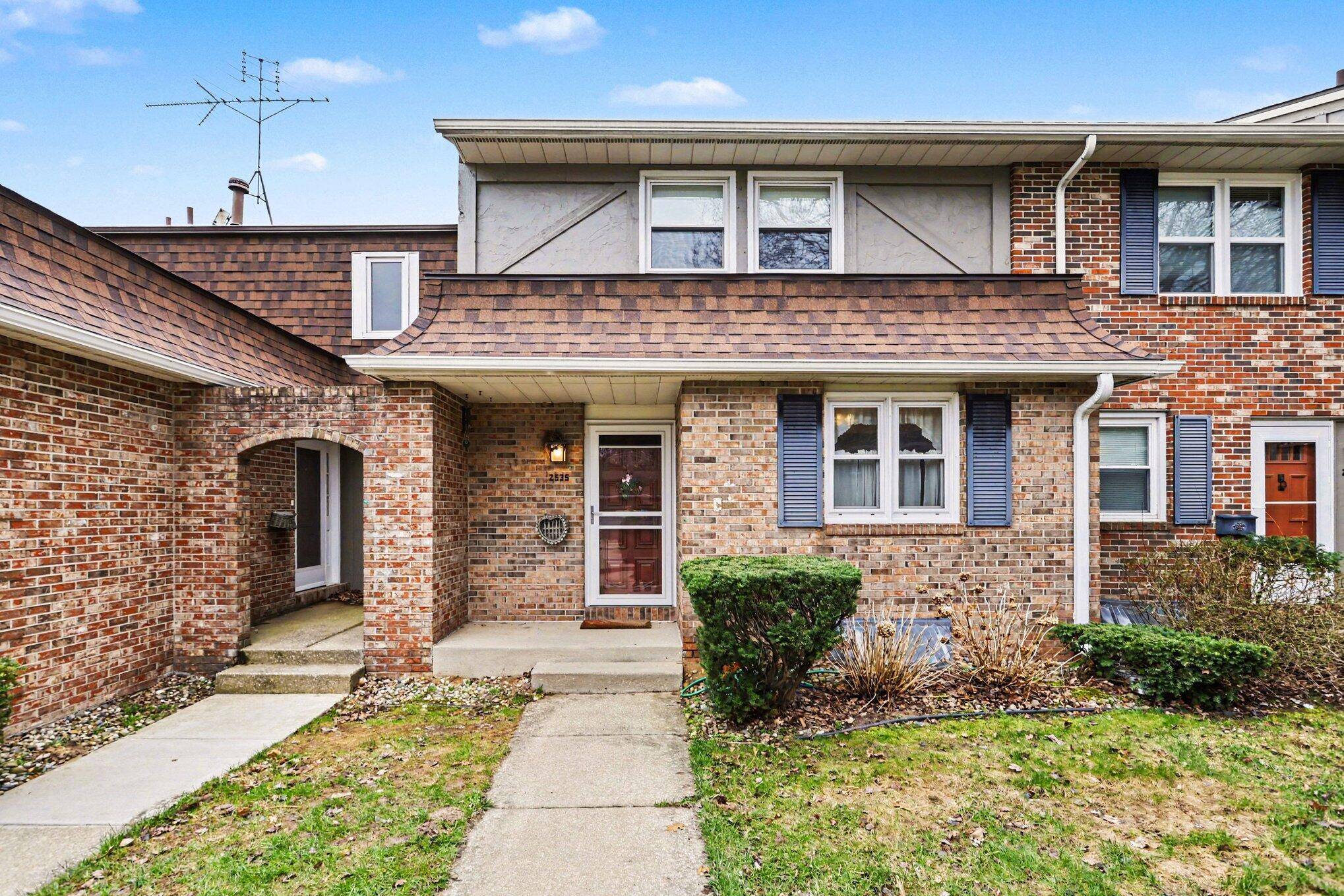 2535 Dover LN #31, St. Joseph Twp, MI 49085