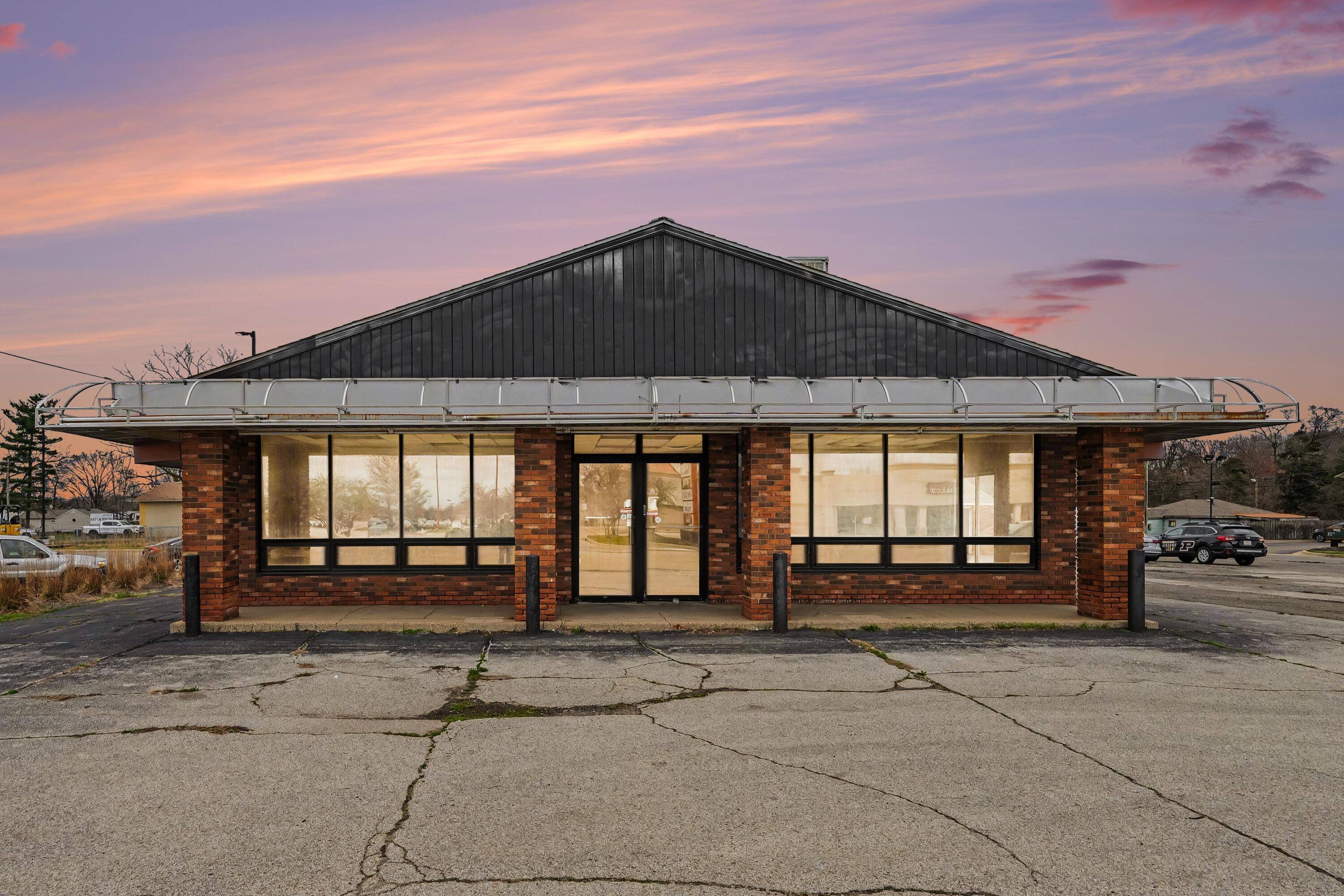 1015 E Napier AVE, Benton Twp, MI 49022