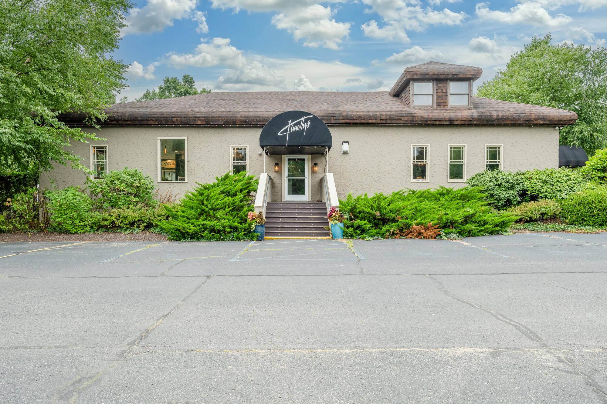 16409 Red Arrow HWY, New Buffalo Twp, MI 49129