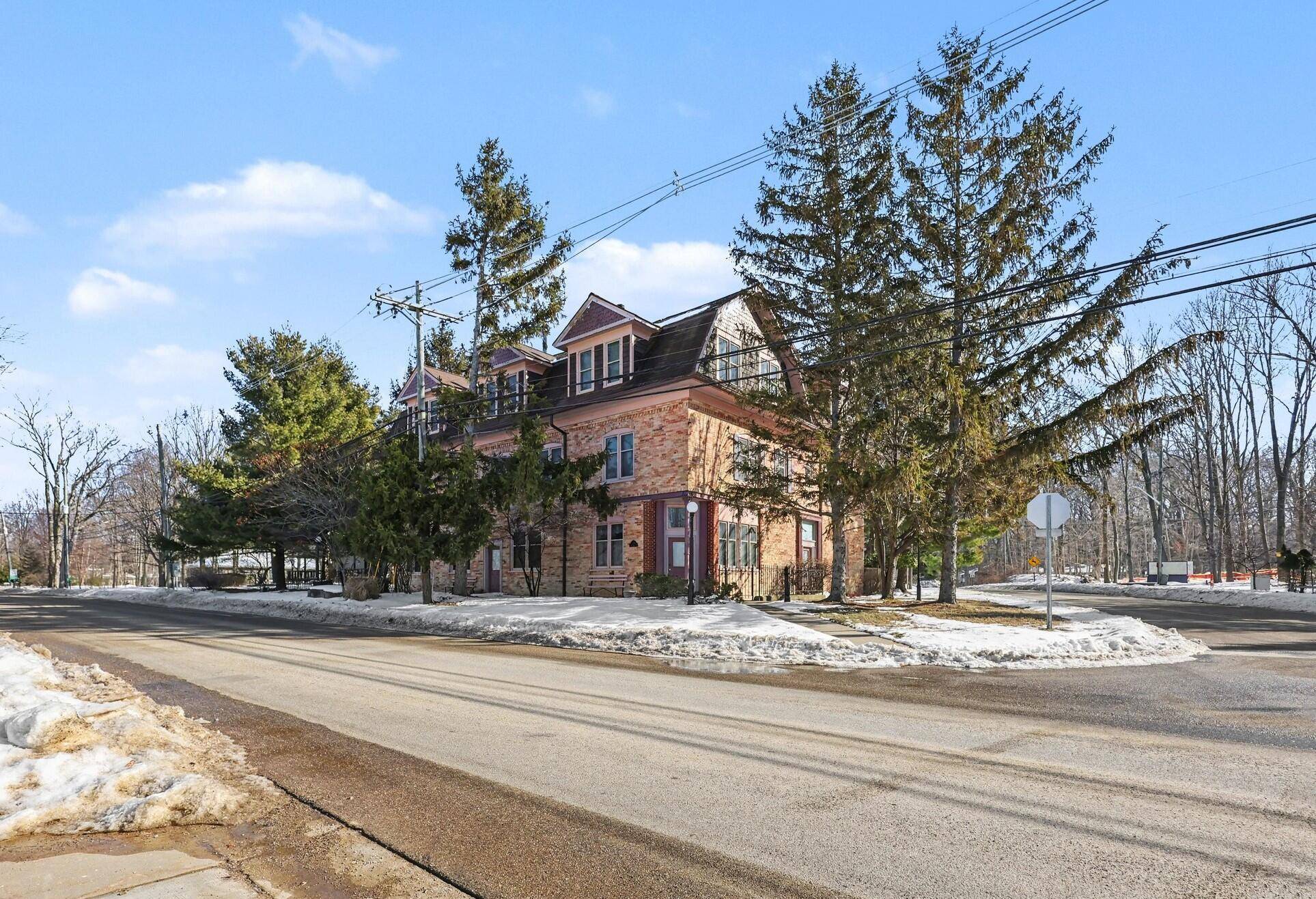 800 North Shore DR #1, Casco Twp, MI 49090