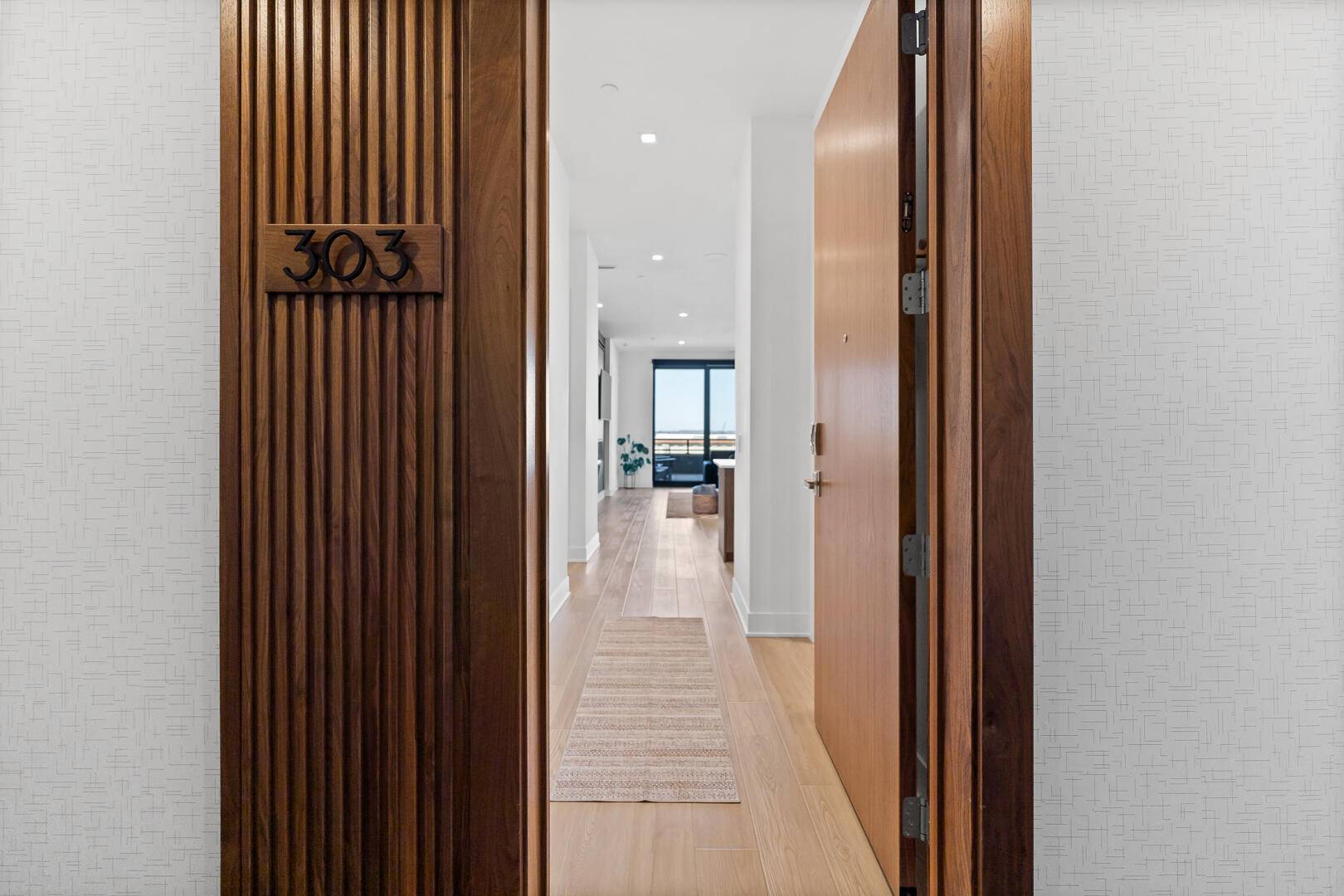 159 S River AVE #303, Holland City, MI 49423