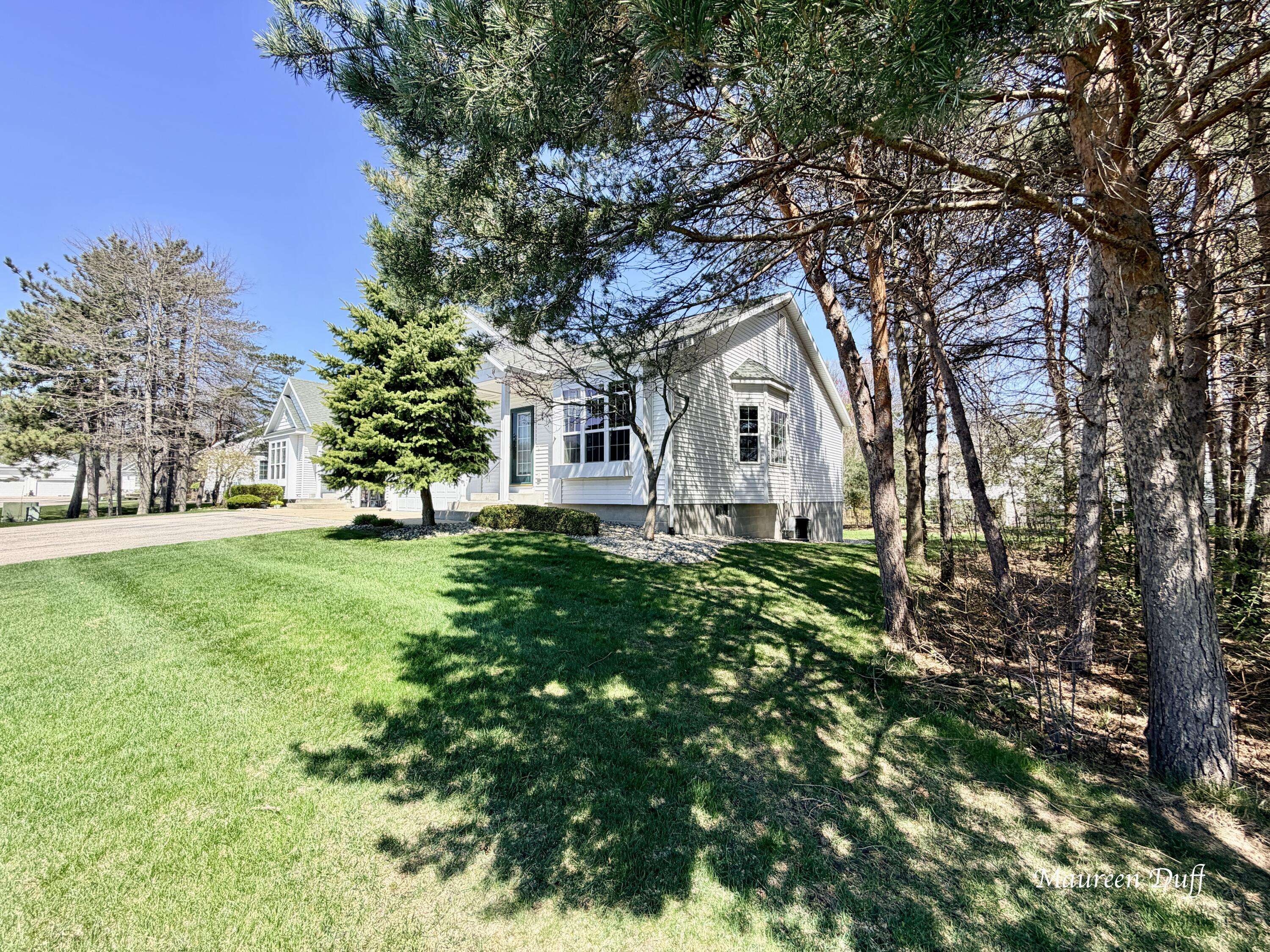 5652 Copper Sands #73, Fruitport Twp, MI 49415