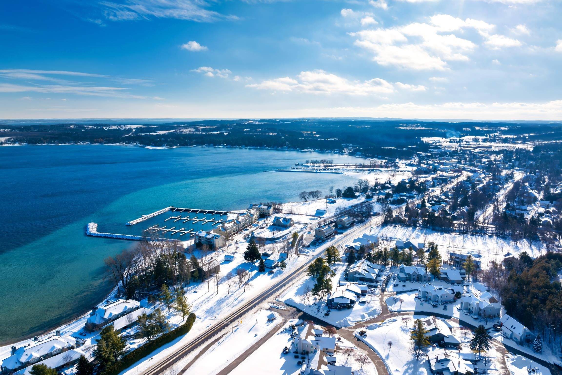 762 N Waypoint CIR, Suttons Bay Twp, MI 49682