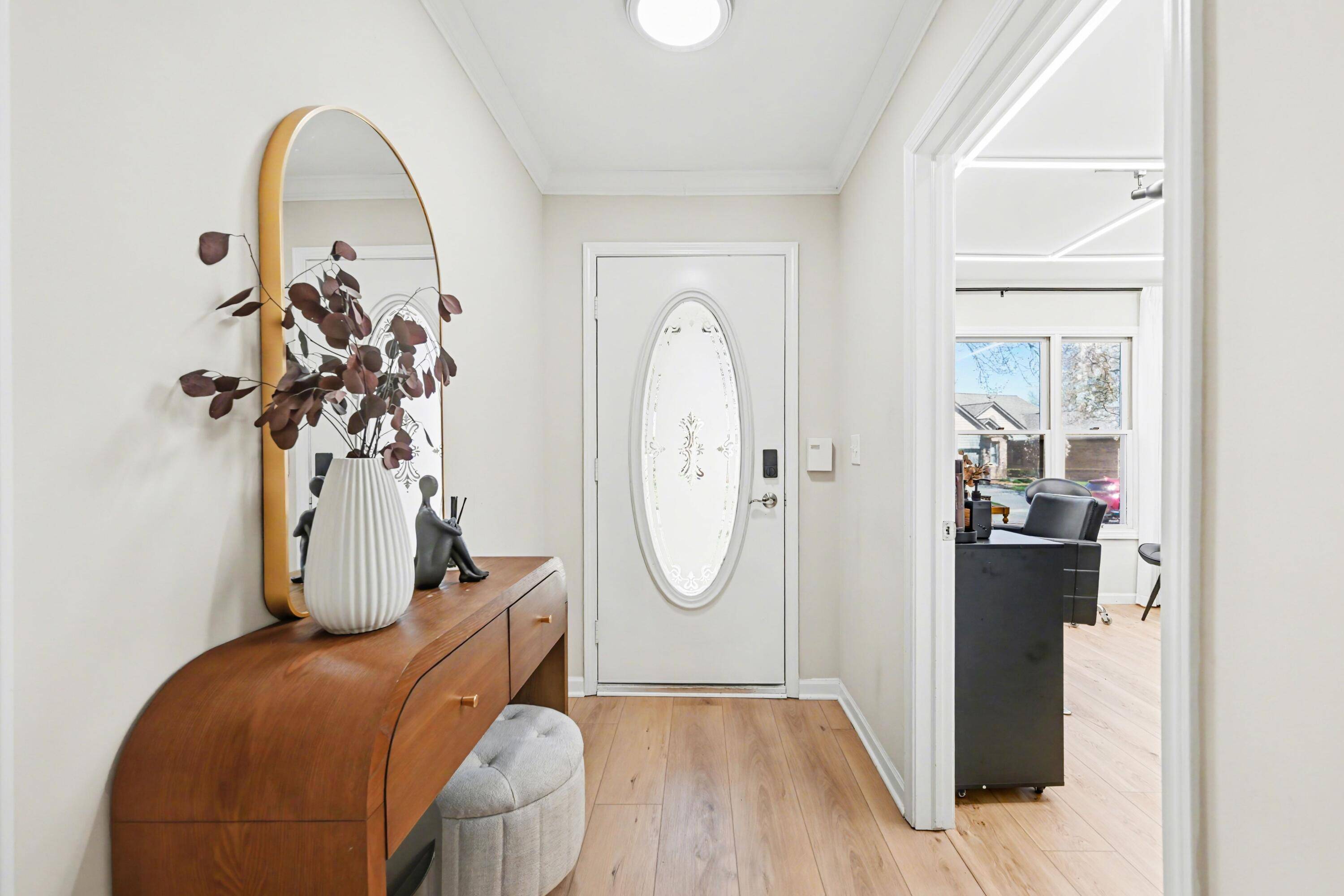 4426 Glenoaks CT, Warren, MI 48092