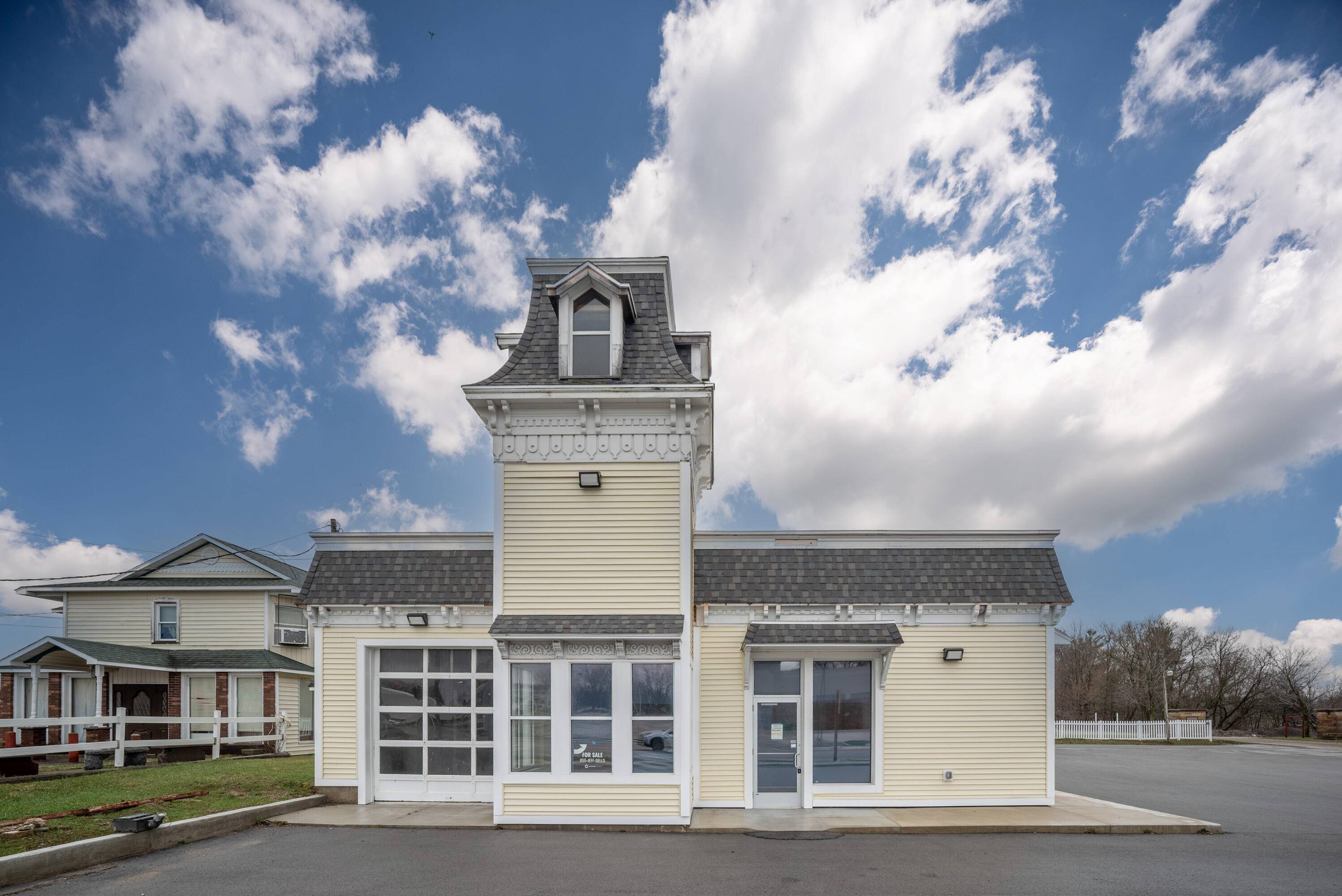 508 E Houghton AVE, West Branch Twp, MI 48661